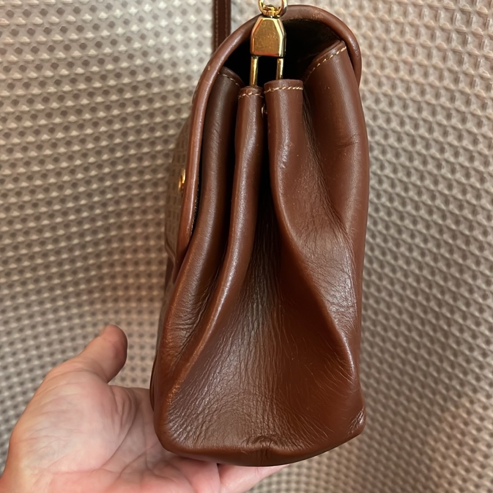 Gucci Monogram Crossbody - Picture 5 of 8